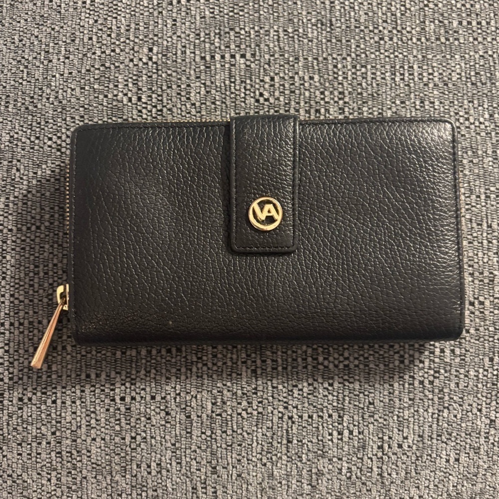 Valentina Pebble Leather Zip Wallet